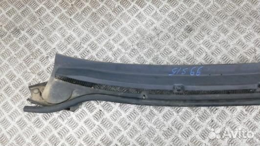 Накладка декоративная (жабо, дождевик) opel astra