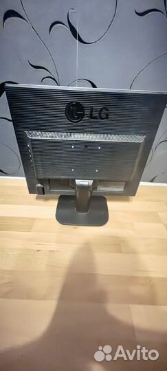 Монитор для компьютера lg L1918s