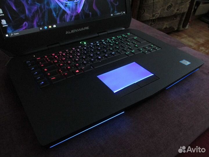 Ноутбук dell Alienware