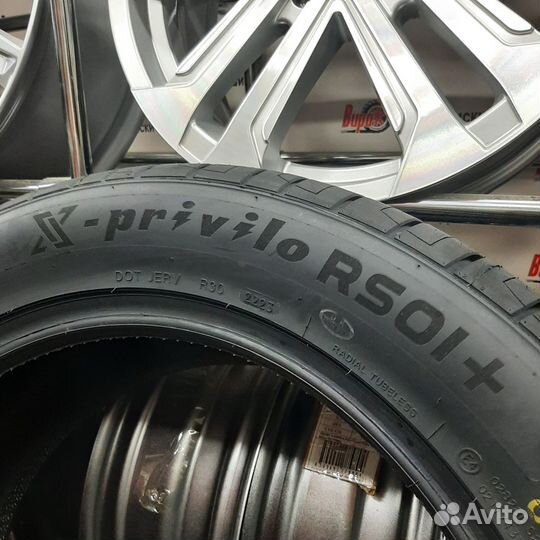 Tracmax X-Privilo RS01+ 265/50 R20 111W