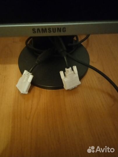 Монитор Samsung SyncMaster 2043bw