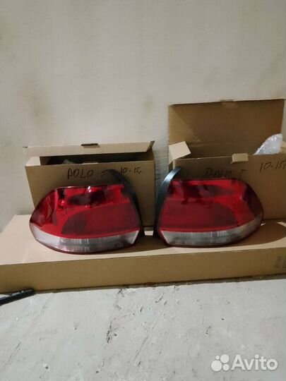 Volkswagen polo 5 седан задний фонарь правый