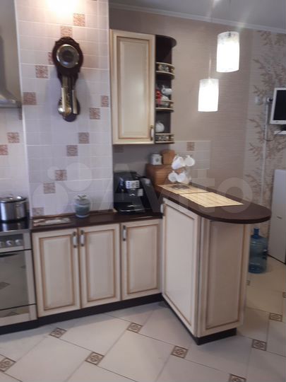 Дом 384 м² на участке 10 сот.