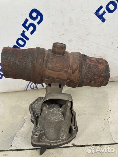 Дроссельная заслонка Renault Captur J5 1.5 (K9K)