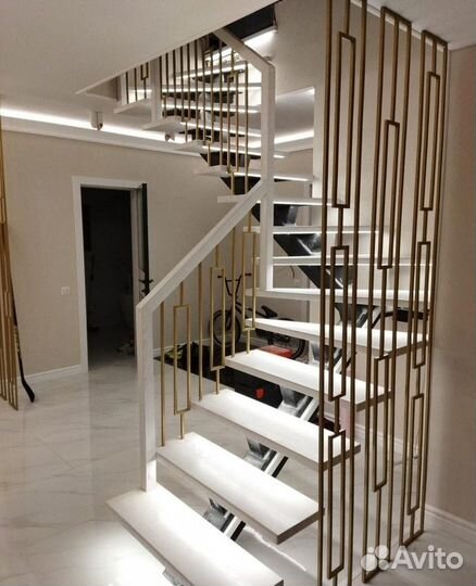 Антресольный этаж