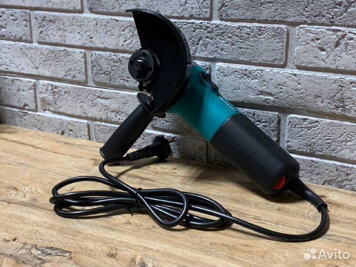 Ушм болгарка Makita 125