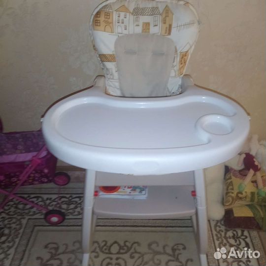Стульчик для кормления