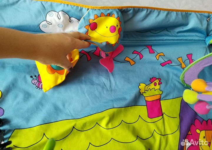 Развивающий коврик