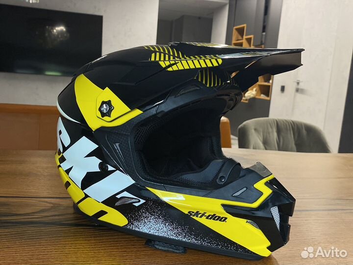 Кроссовый шлем Ski-Doo XP-3