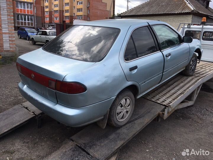 Nissan Sunny fb14 разбор по запчастям
