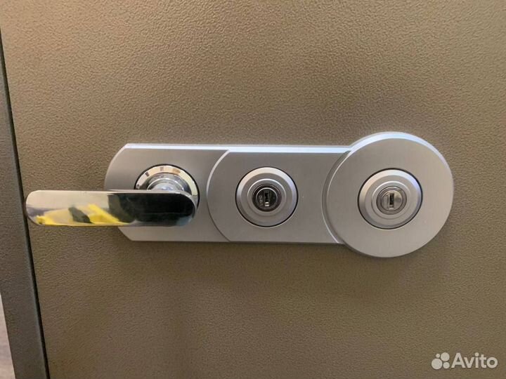 Вскрытие замков \ Ремонт замков \ Мастер на час