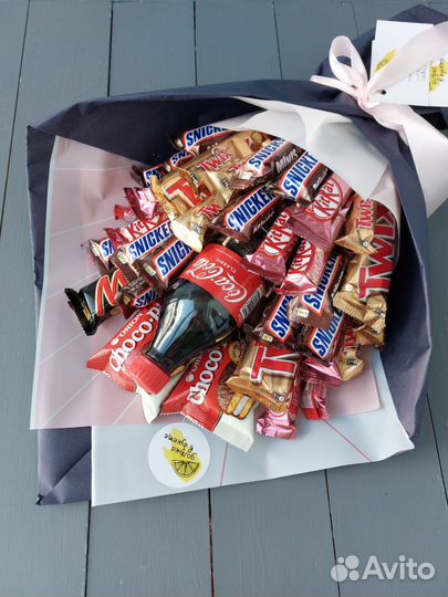 Сладкий букет из конфет