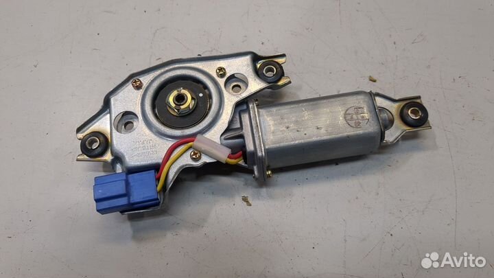 Двигатель стеклоочистителя передний Honda Prelude, 1992