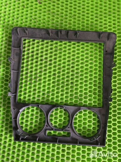 Накладка декоративная Skoda octavia tour