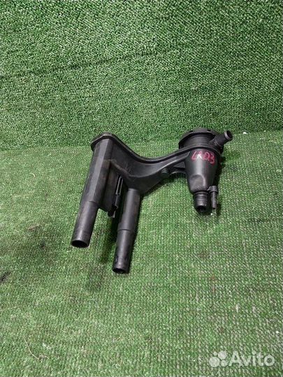 Сапун, маслозаборник Land Rover Discovery 3 2.7