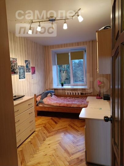 3-к. квартира, 54 м², 3/9 эт.