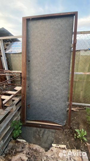 Дверь металлическая 90 на 2000