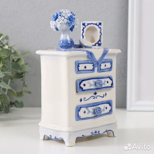 Сувенир керамика музыкальный 'Старинный комод с ва