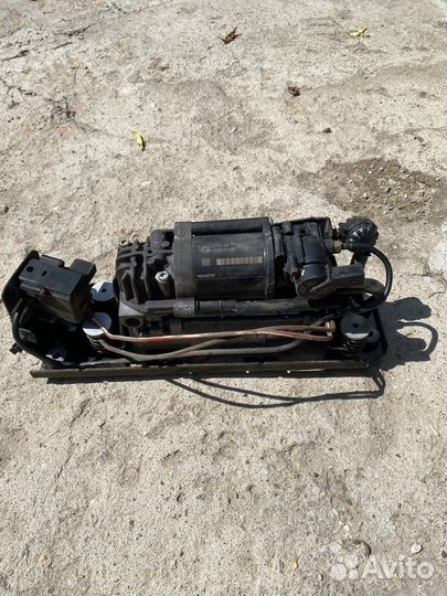 Компресор пневмоподвески bmw f 07 f 02 f 10
