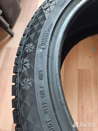 Continental ContiVikingContact 7 255/45 R20 105T