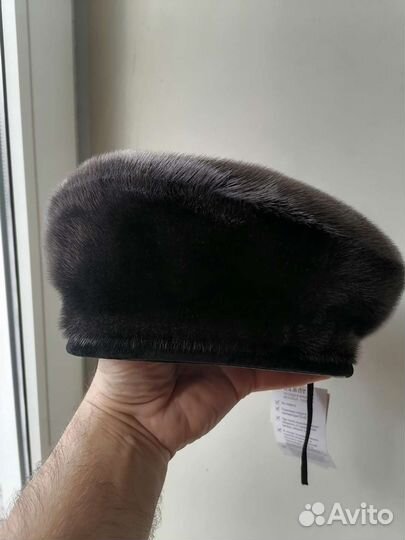 Берет женский