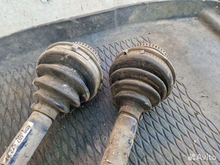 Привода валы на Audi A8/S8 D2 4D0407272AF