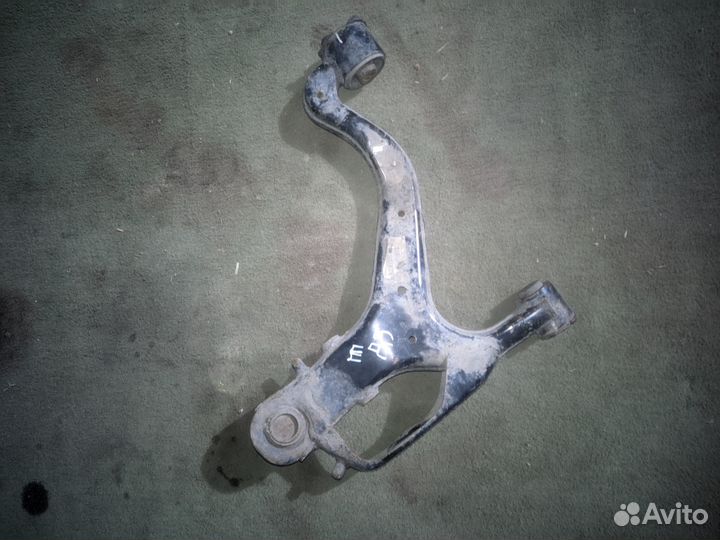 Рычаг подвески передний Land Rover Discovery 3