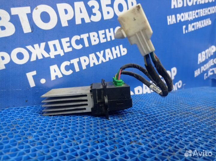 Резистор печки Mazda 6 Gg седан AJ 2003