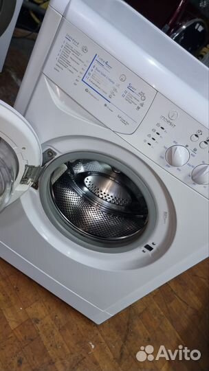 Стиральная машина indesit