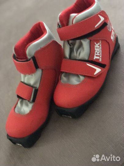 Лыжные ботинки р.30