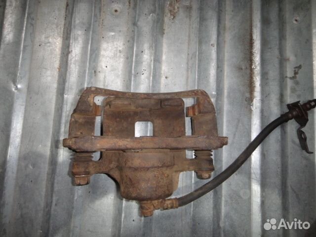 Суппорт Galant (93-06) пер. L б\у