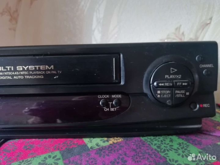 Видеомагнитофон sharp