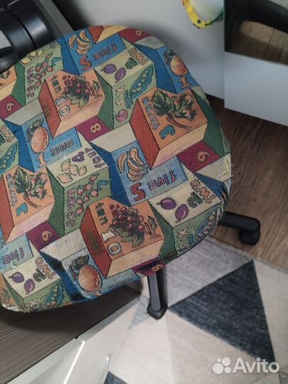 Компьютерное кресло для школьника бу