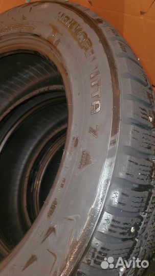 Nokian Tyres Hakkapeliitta 7 215/55 R17 98T