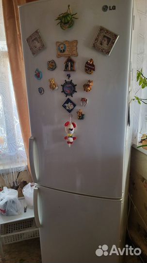 Продам холодильник LG