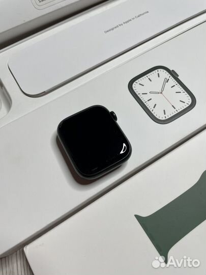 Часы apple watch 7 45 mm green