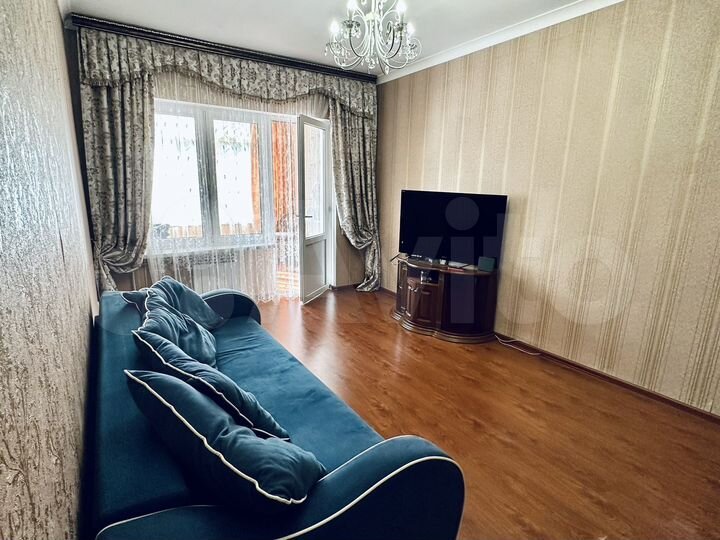 2-к. квартира, 60 м², 2/6 эт.