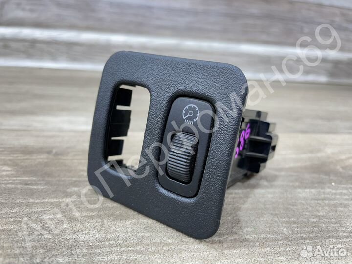 Кнопка регулятор яркости подсветки салона Pajero 3