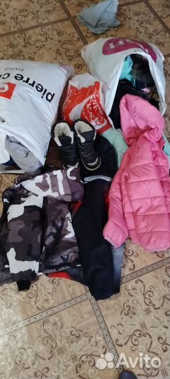 Вещи отдам бесплатно