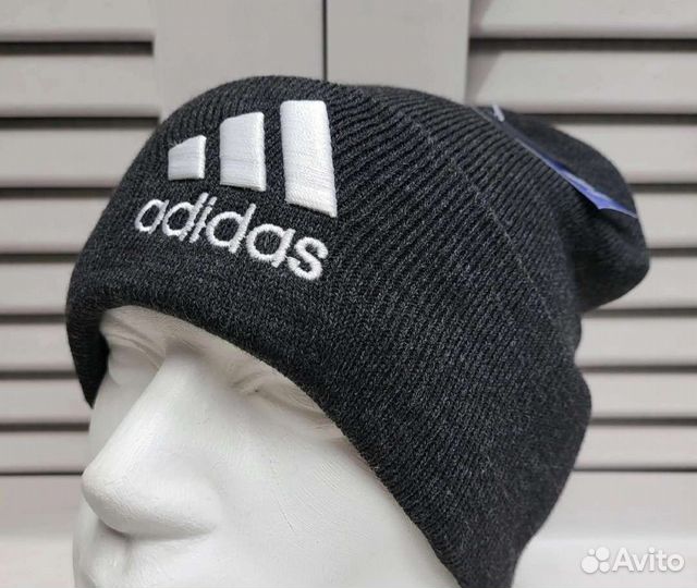 Шапки Адидас (надпись)
