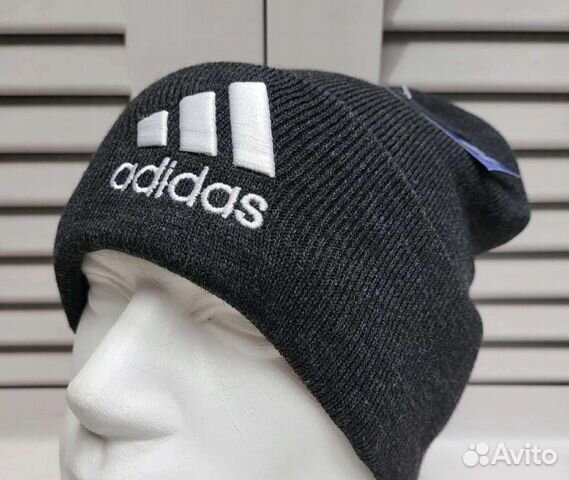Шапки Адидас (надпись)