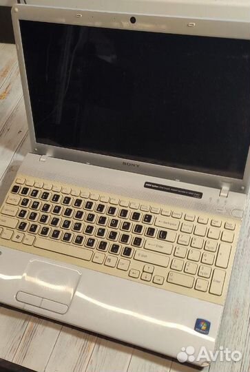 Ноутбук sony vaio PCG-61611l