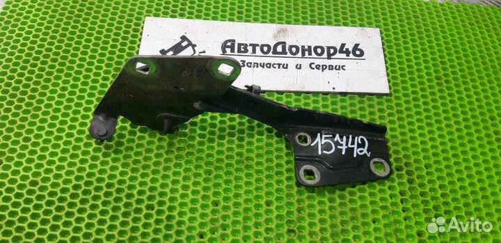 Петля капота правая Renault Megane 3