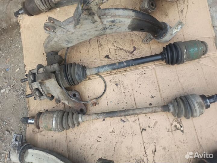 Комплект приводов Subaru Legasy BD