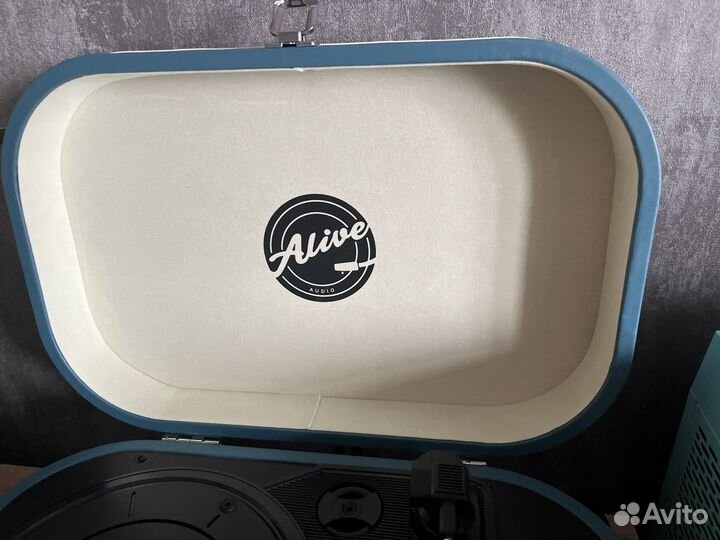 Виниловый проигрыватель Alive Audio Vintage