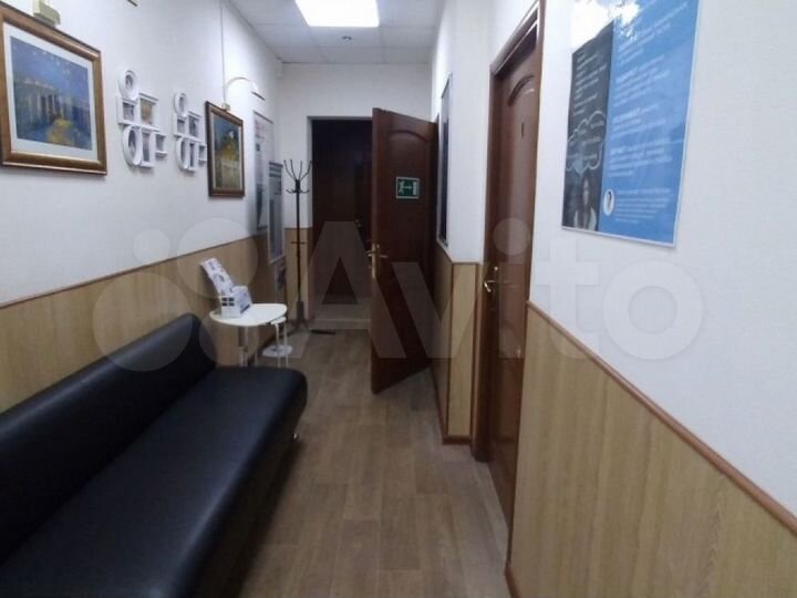 Сдам торговое помещение, 141.6 м²