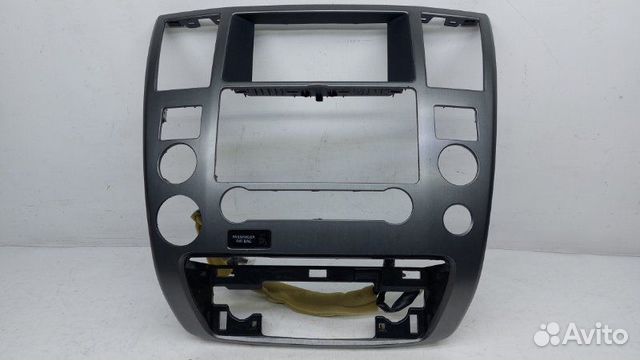 Накладка на панель Nissan Armada 5.6 2010