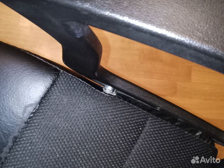 Компьютерное кресло