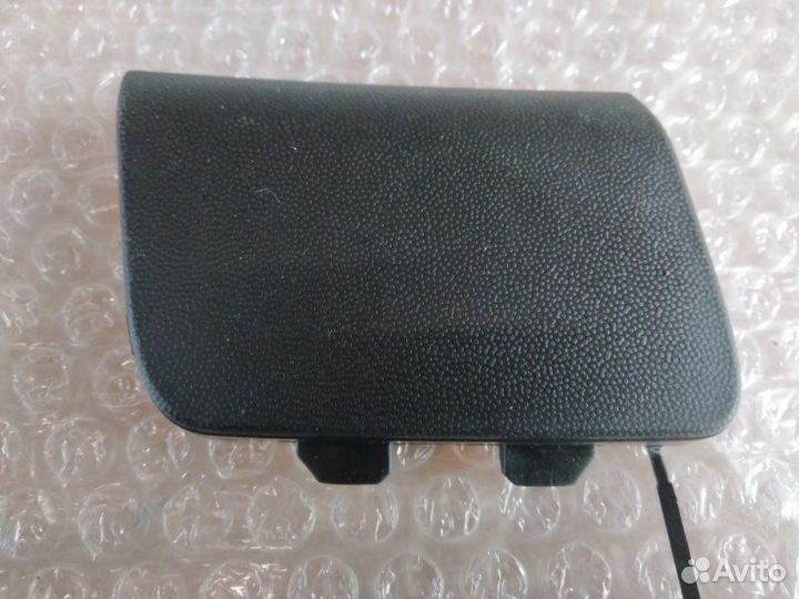 Заглушка буксировочного крюка задняя Volkswagen