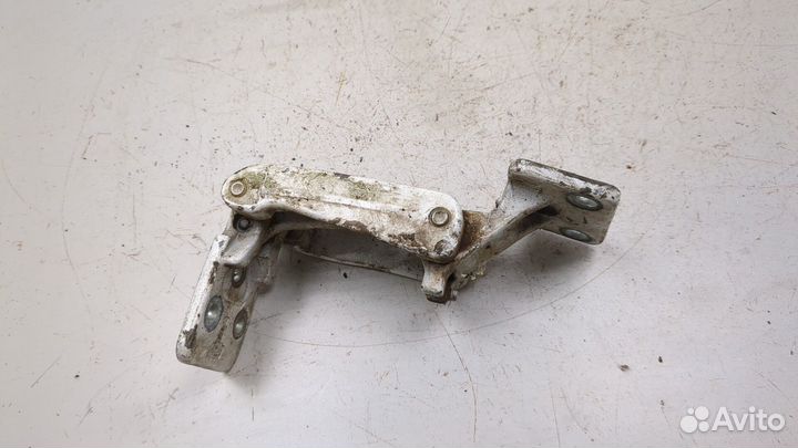 Петля двери левая задняя Mercedes Sprinter